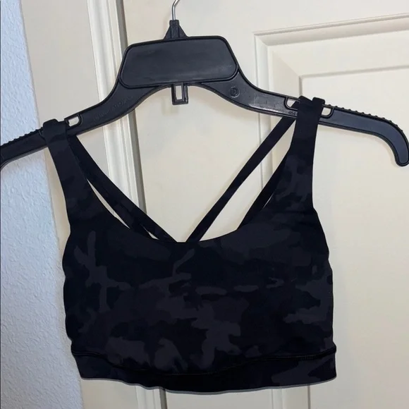 Women's Camouflage Sports Bra - Picture 4 of 6